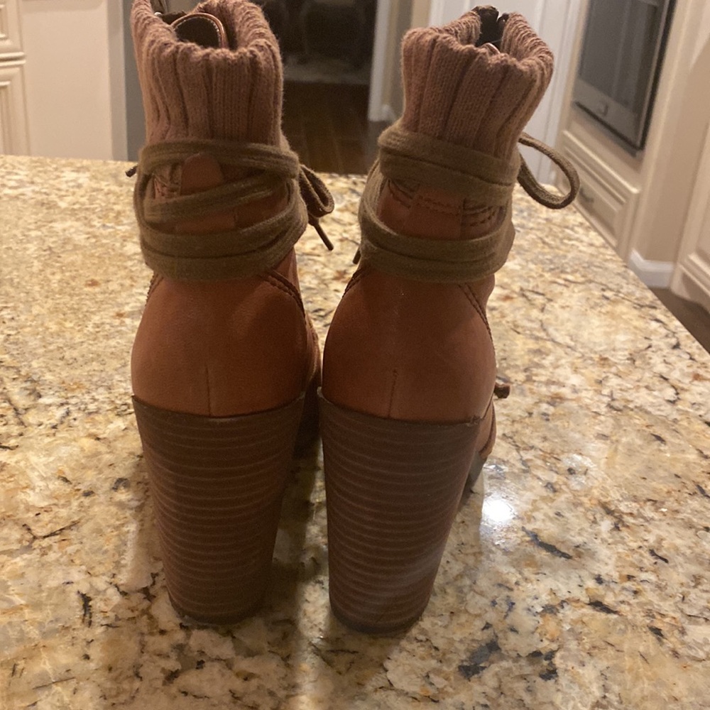 Booties - Picture 3 of 5